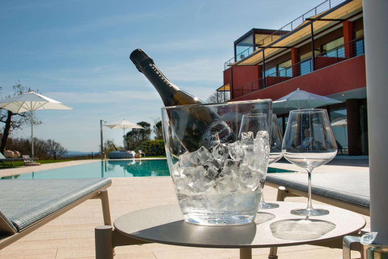 Buonamico Wine Resort มอนติคาร์โล ภายนอก รูปภาพ
